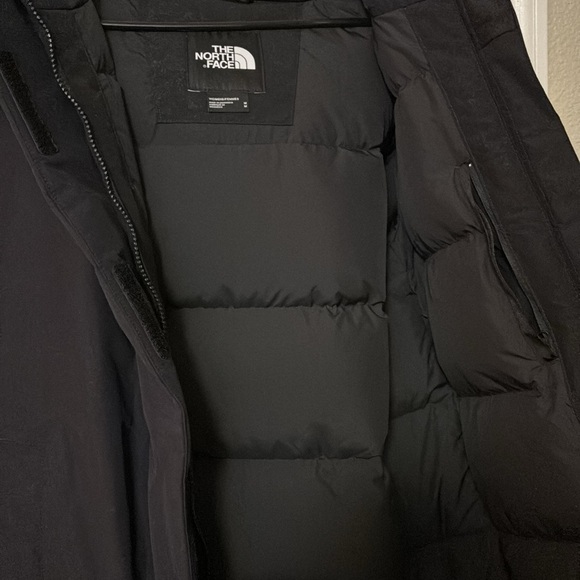 The North Face Women’s Arctic Parka - Picture 6 of 6
